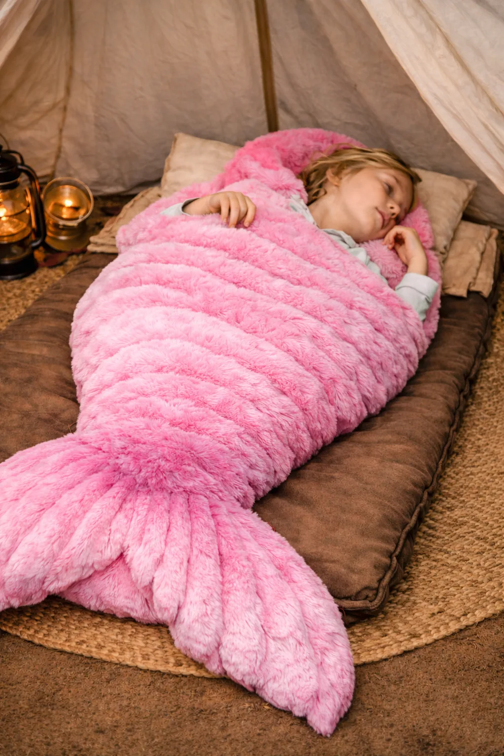 Expert Advice for Choosing and Using Your Mermaid Tail Sleeping Bag